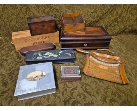 Mixed lot of boxes and woodenwares to include crumb scoop, jewellery box, letter rack, glove box, etc.