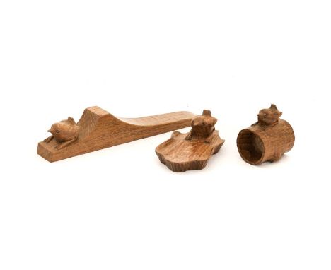 Wrenman: A Bob Hunter (Thirlby): An English Oak Pin Tray, with a carved wren on a leaf, 12.5cm; an English Oak Napkin Ring, w