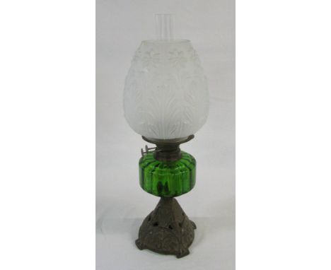 Victorian oil lamp with green reservoir  H 53 cm