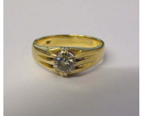 18ct gold gents diamond gypsy ring 0.50 ct 6.3 g size R