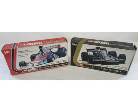2 boxed Corgi F1 racing diecast, to include 1/18 scale model of a Texaco Marlboro McLaren M23 F1 car & a 1/18 scale No. 190 J