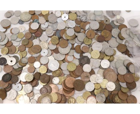 A large collection of 19th century and later world coins, including UK, Eire, French, Canada etc., mixed grades. P&amp;P Grou