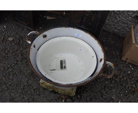 Two vintage enamelled mixing bowls