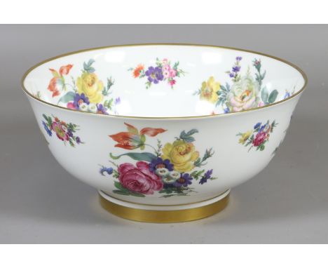 A Caverswall ceramic fruit bowl decorated with flowers.