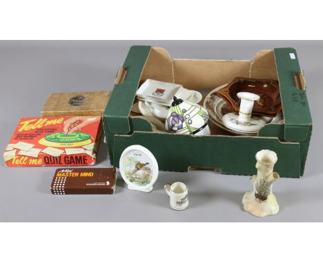 A box of ceramics to include two Sylvac ashtrays, Carltonware, Wedgwood, Royal Winton and crested ware along with three boxed