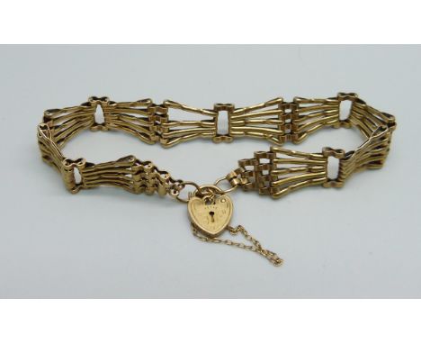 A 9ct gold five bar gate bracelet, 12.3g 