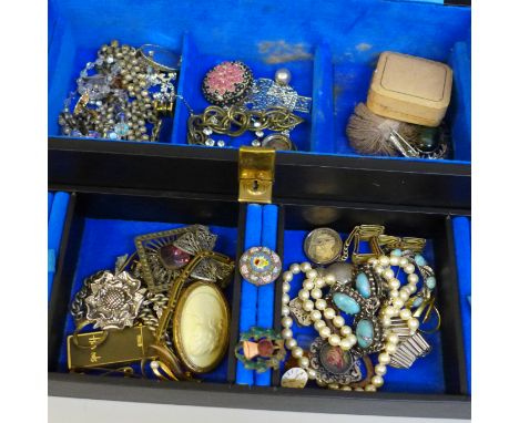 A box of vintage costume jewellery 