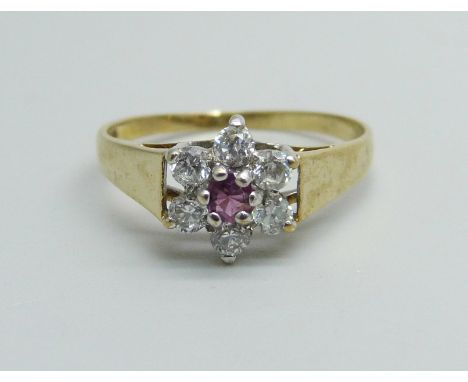 A 9ct gold, red and white stone cluster ring, 2g, Q 