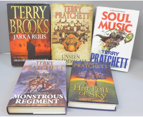Four hardback first edition Discworld novels by Terry Pratchett and one by Terry Brooks - Soul Music 1994, Monstrous Regiment