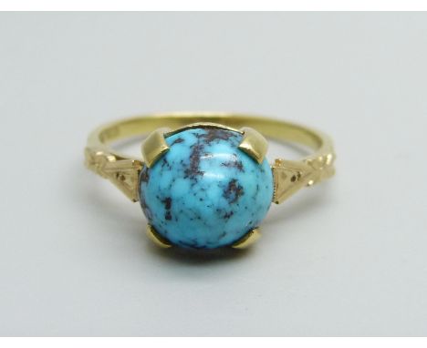 An 18ct gold and turquoise ring, 3.6g, P 