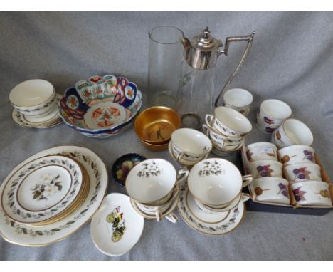 Qty of Royal Worcester 'Evesham' pattern ramekin dishes & Royal Worcester 'Bernina' cups & saucers etc.
