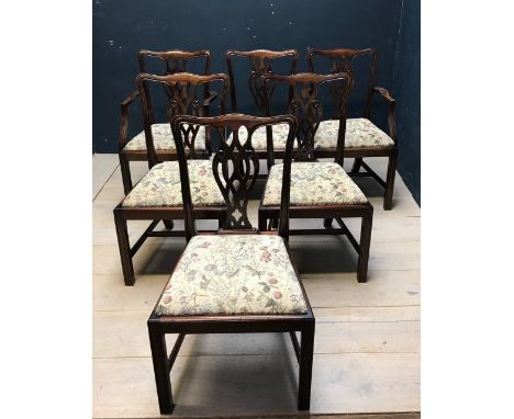 Set of 6 Chippendale style mahogany dining chairs