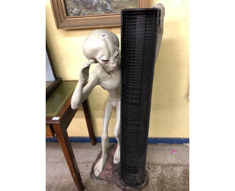 NOVELTY CAAA ALIEN CD STORAGE RACK 127CM X 60CM X 52CM