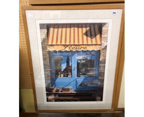 SIGNED PETER EVANS PRINT ENTITLED 'FLEURS' 52CM X 68CM APPROX IN A LIGHT OAK FRAME, GLAZED AND MOUNTED
