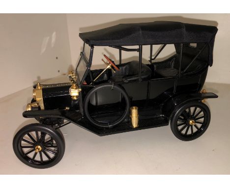 FRANKLIN MINT 1:24 SCALE MODEL PRECISION T FORD