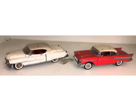 FRANKLIN MINT 1:24 SCALE PRECISION MODEL CADILLAC ELDORADO AND RED AND WHITE CHEVROLET BELAIR (UNBOXED)