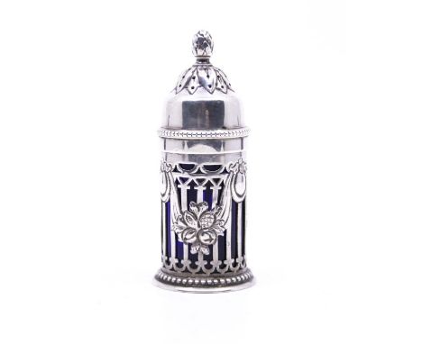 A silver hallmarked pepper pot with blue glass liner. 1902, London Haseler Brothers. Silver weight 70g. 9.5 cm tall.&nbsp;