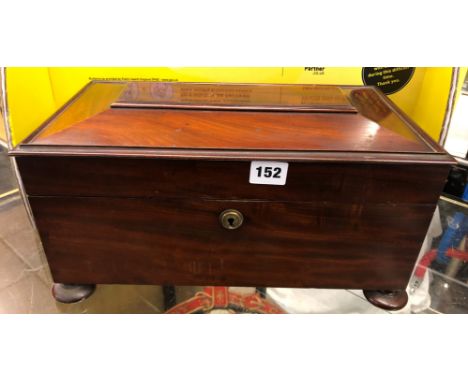 REGENCY MAHOGANY TEA CADDY ON DISK FEET 
