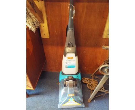 A Vax rapid power jet pro carpet cleaner 