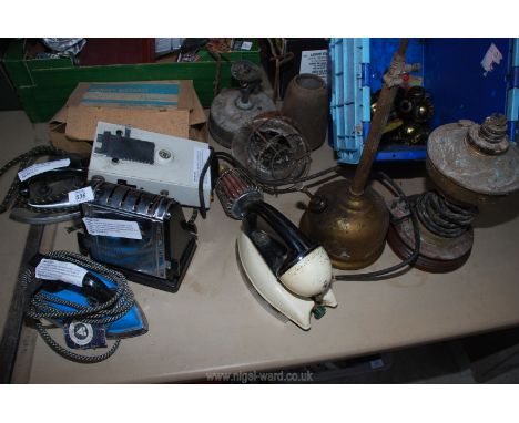 Quantity of vintage electrical's: toaster, lamp, oil lamp base etc. 