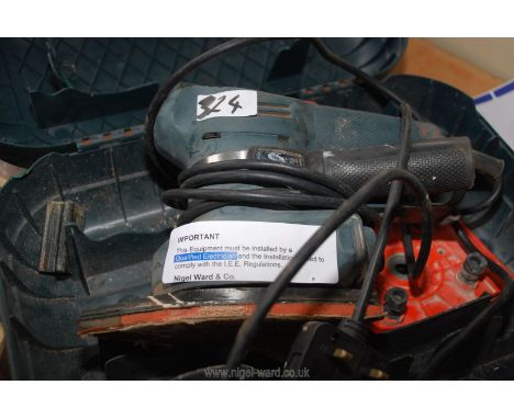 A Black &amp; Decker hand operated 240 volt sander, (ran at time of lotting).