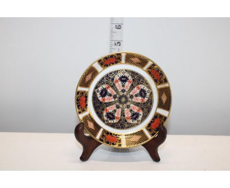 A Crown Derby Imari pattern trinket dish 