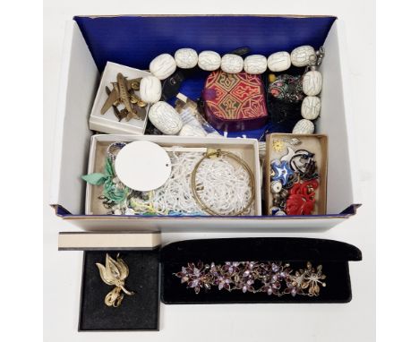 Mixed lot of costume jewellery including Jan Michaels airplane brooch plus four brooches in the form of propellers, Swatch wa