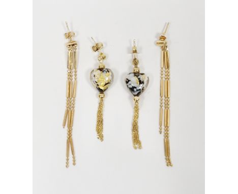 Pair of 9k yellow gold drop earrings, each comprising a mottle glass heart holding a chain link tassel, stamped 375, approxim