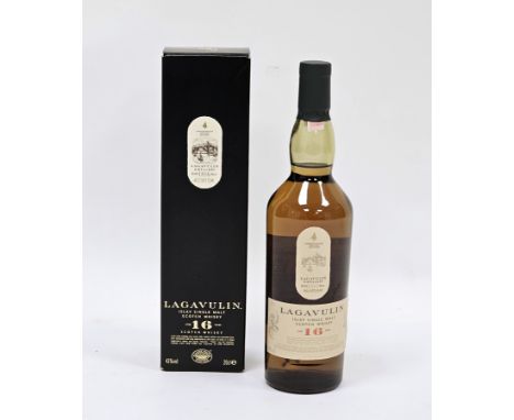 Lagavulin Islay 16 year old single malt scotch whisky 20cl 43% vol in original box