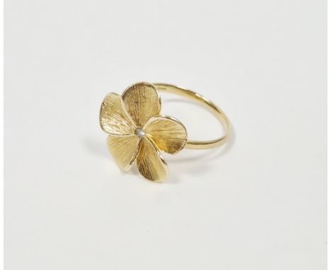 QVC 9ct gold and single white stone flowerhead ring&nbsp;(size S1/2)&nbsp;
