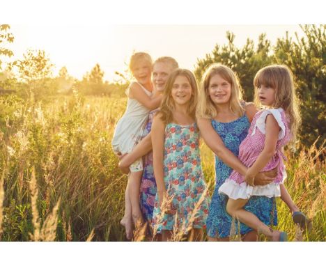 A family portrait session with photographer Adam Barnes on the Suffolk Coast – you will be given all the digital images and y
