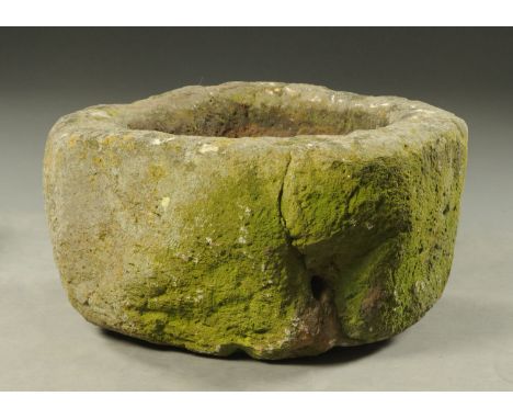A 19th century sandstone trough, circular.  Diameter +/- 46 cm (see illustration).    CONDITION REPORT:  Generally good order
