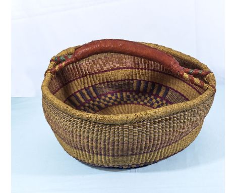 Vintage â€œBolgaâ€ basket from Ghana