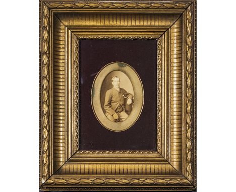  Small gilt framed portrait 32cm x 27cm