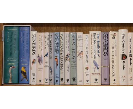 Snow (D. W. &amp; C. M. Perrins) . The Birds of the Western Palearctic, 2 volumes, Concise Edition, Oxford University Press, 