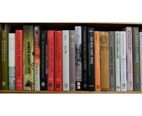 Bond (Brian, editor). The First World War and British Military History, 1st edition, Oxford University Press, 1991, original 