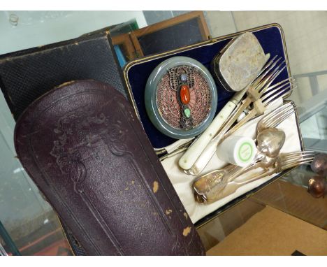 AN ORIENTAL JADE BANGLE CONVERTED AS A TABLE MIRROR WITH WHITE METAL AND STONE SET DECORATION, TOGETHER WITH VARIOUS SILVER H