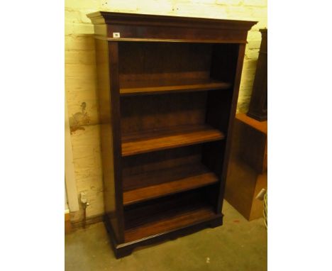 A modern mahogany effect bookcase with adjustable shelve  - Height 1.52 m x Width 91 cm x Depth 39 cm - shelf depth 31 cm