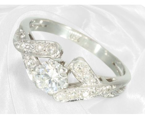 Ring: weißgoldener vintage Brillant-Goldschmiedering mit schönem Halbkaräter: Ca. Ø18mm, RG57, ca. 3,9g, 18K Weißgold, Ringko