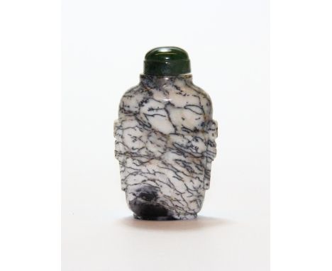 A lovely banded hardstone snuff bottle with green jade stopper H 5.5cm