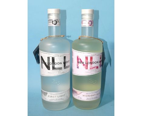 New London Light First Light Non-Alcoholic Spirit (x1) 0% 70cl and Midnight Sun (x1), (2). 
