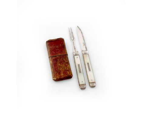 A George III silver travelling fruit knife and fork,  marked with duty mark and lion passant only, circa 1800, bright-cut dec