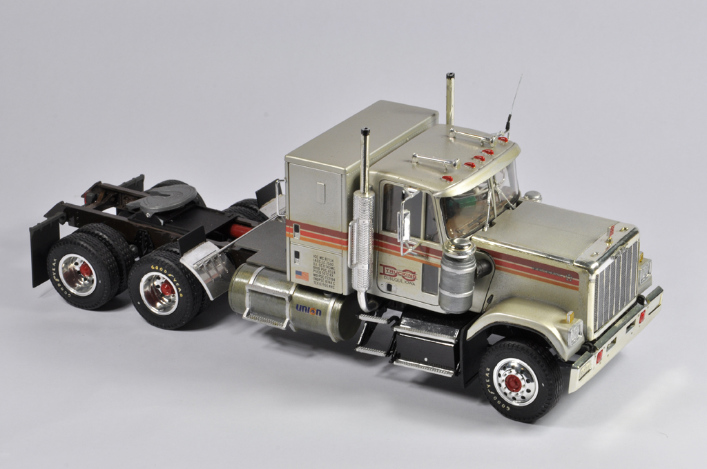 Interesting Early 125 Scale Amt Gmc General Truck Tractor Kit