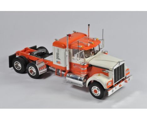 Interesting Early 1/25 Scale AMT Kenworth Truck Tractor Kit. Assembled and finished to a high standard. Excellent. Hard to fi