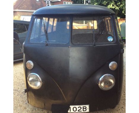 VOLKSWAGEN CAMPER VAN, SPLIT SCREEN, 1964. (Battery charged and engine running) Original colour blue (see internal photograph