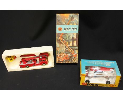 A Corgi 1127 Fire Engine toy in original box with fireman, together with a boxed Corgi 806 Lunar Bug. (2)