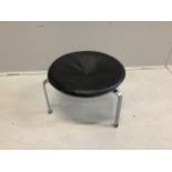 A Poul Kjaerholm PK20 circular stool, diameter 53cm, height 34cm