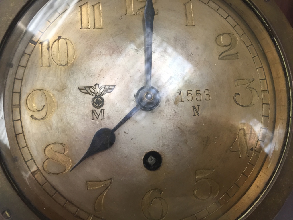 A World War II German UBoat/Kriegsmarine Clock, No 1553NDial with