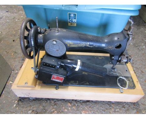 vintage singer sewing machine