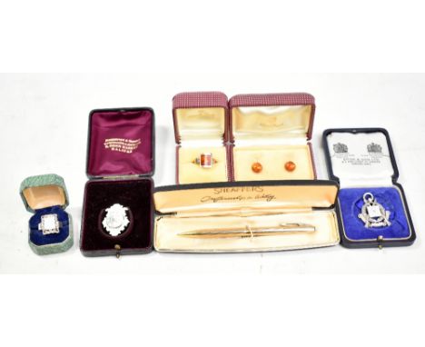 A small mixed collectors' lot comprising cased Sheaffer's propelling pencil, two hallmarked silver fob medals, two dress ring